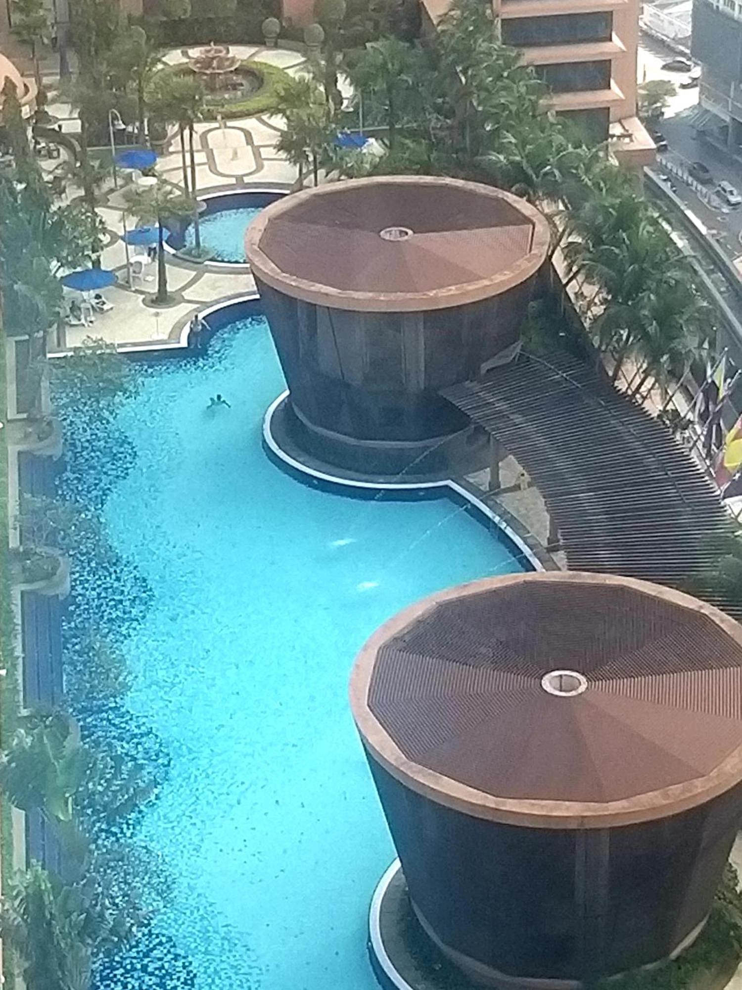 1 Imbi Suites Times Square Bukit Bintang Kl Куала-Лумпур Экстерьер фото