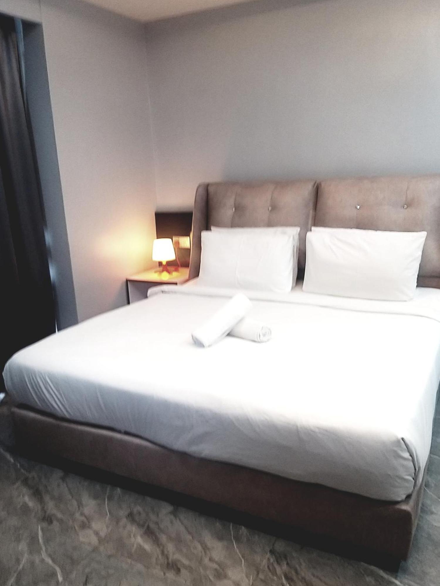 1 Imbi Suites Times Square Bukit Bintang Kl Куала-Лумпур Экстерьер фото