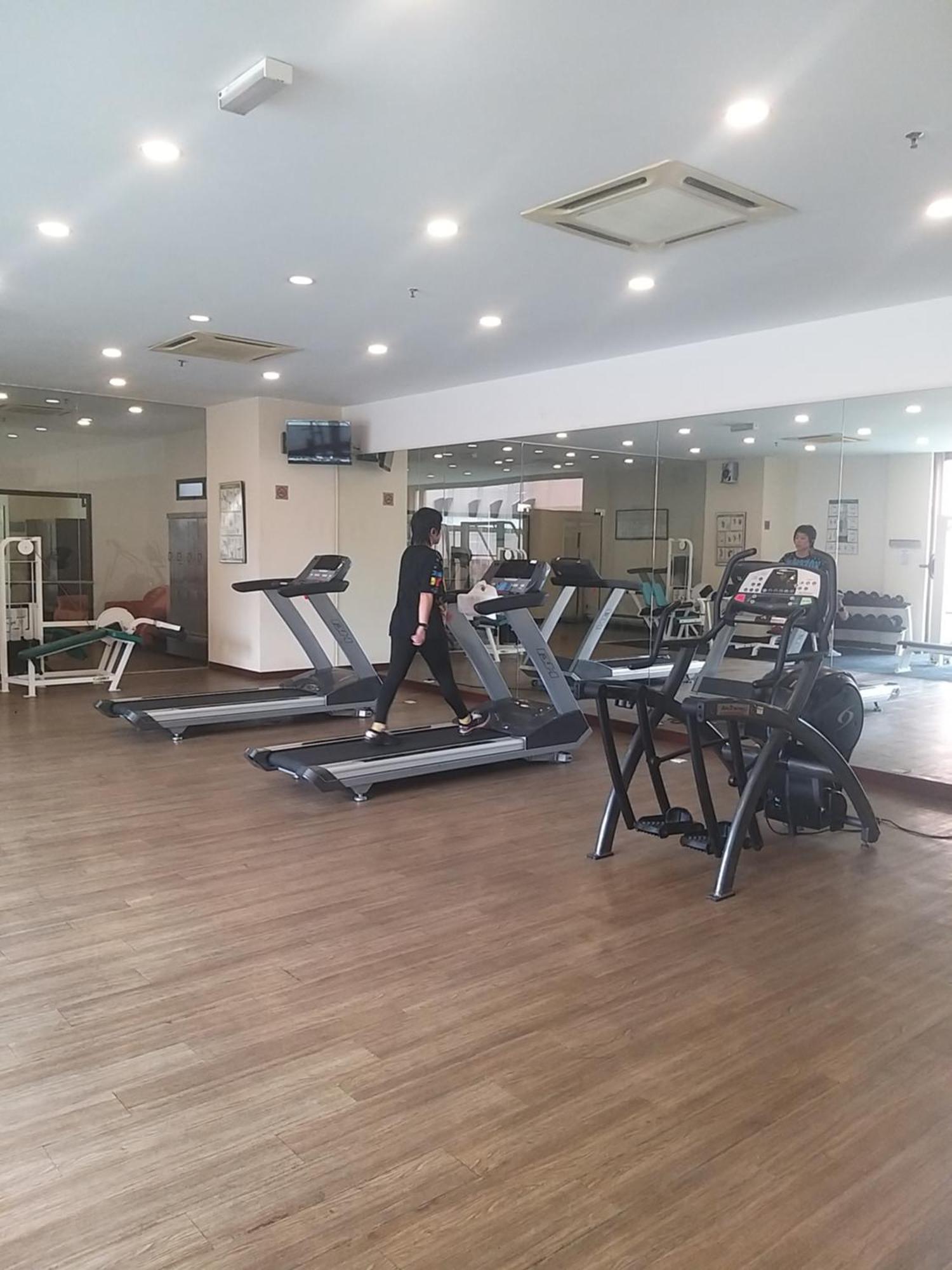 1 Imbi Suites Times Square Bukit Bintang Kl Куала-Лумпур Экстерьер фото